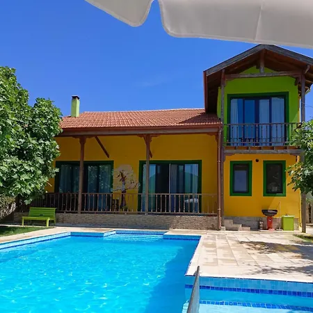 Secluded In Akyaka With Private Pool And Garden Villa Yeresik